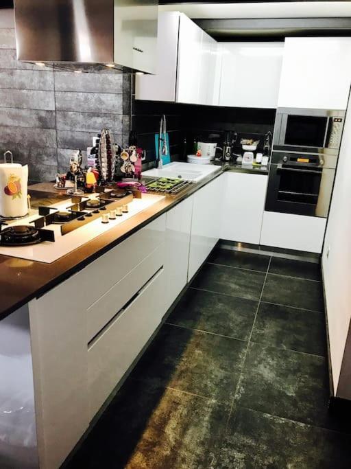 Moderno Loft Alle Porte Di Milano - 115Mq - 3 Posti Cormano Eksteriør bilde