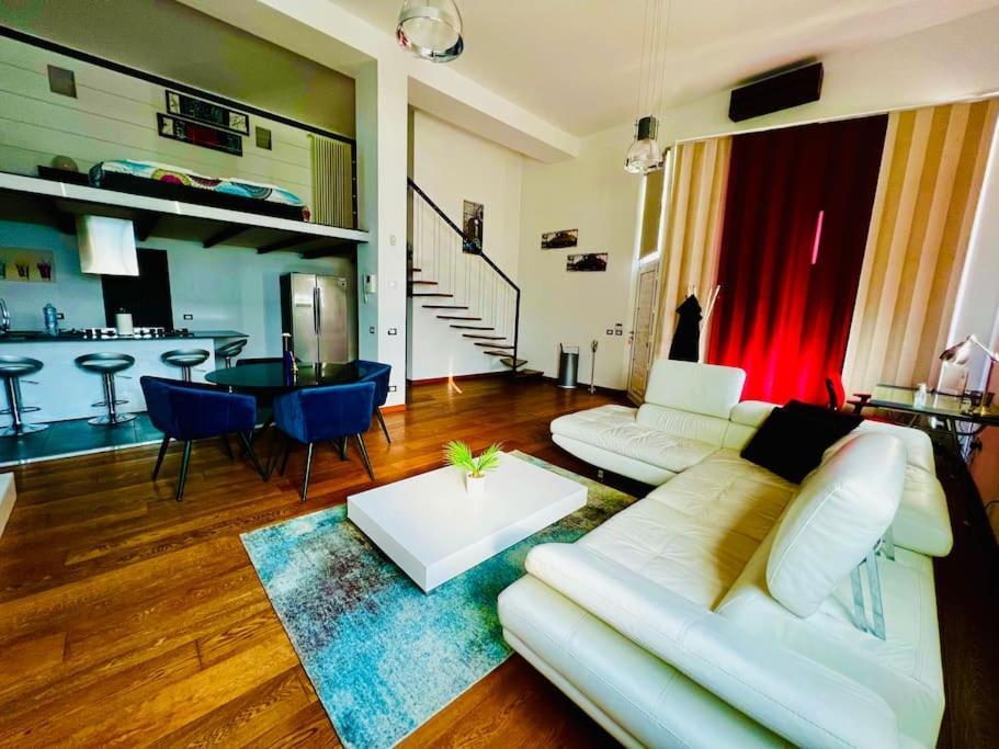 Moderno Loft Alle Porte Di Milano - 115Mq - 3 Posti Cormano Eksteriør bilde